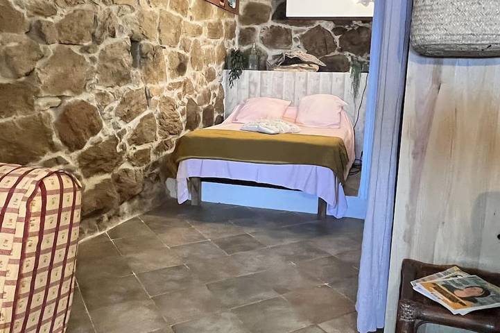 Location de vacances pour 2 personnes, avec jardin et terrasse à Calcatoggio - 2