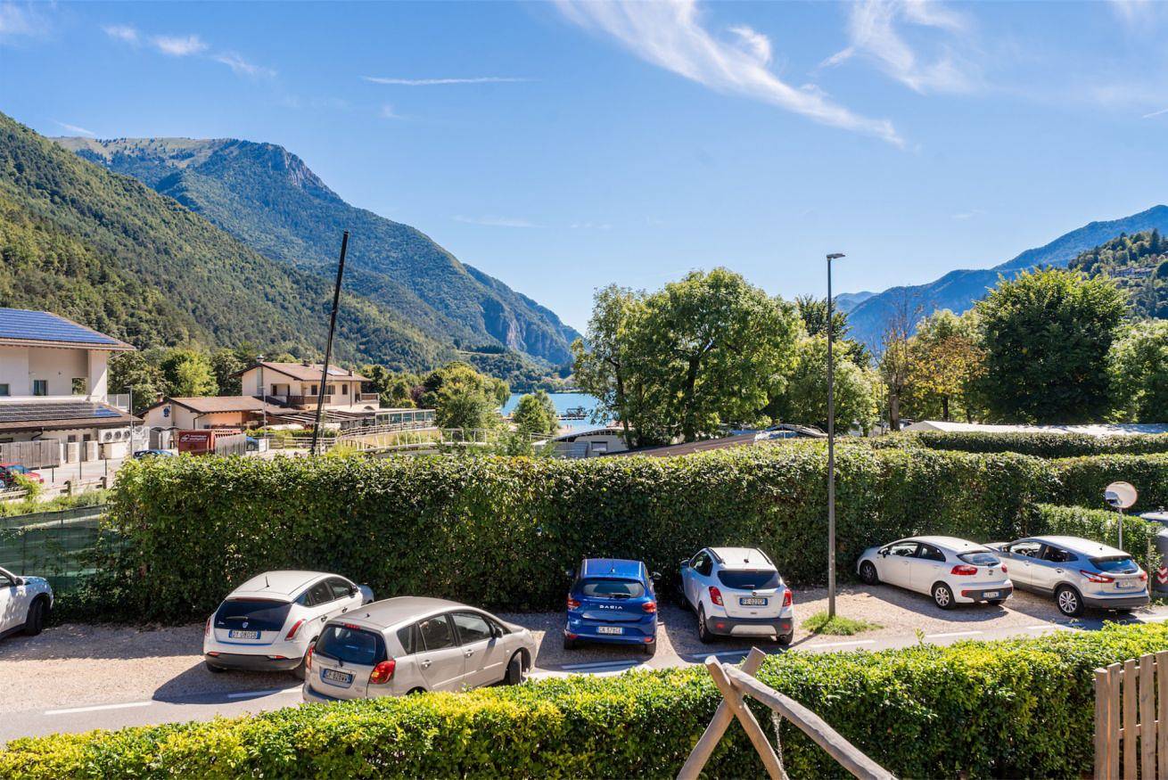 Ganze Wohnung, Casa Lucia Sun mit garten nur 100 mt vom See in Pieve di Ledro, Ledro