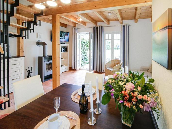 Ferienhaus für 6 Personen, mit Terrasse und Garten in Nienhagen