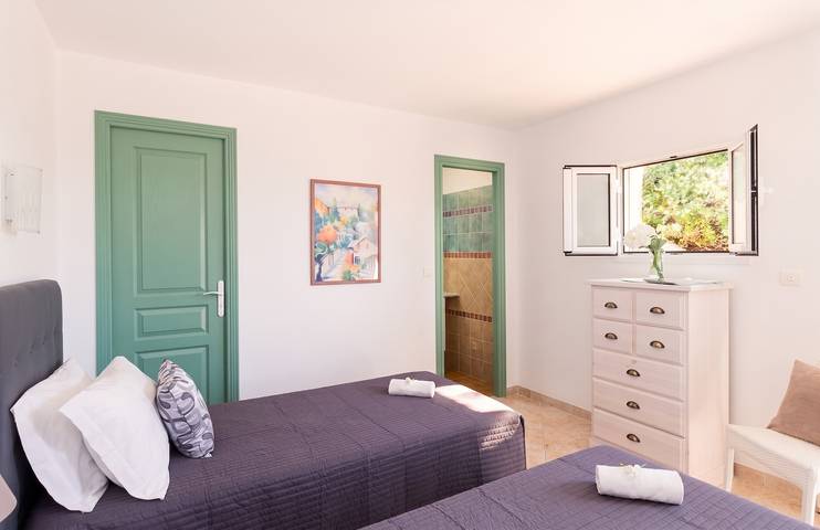 Location de vacances pour 8 personnes, avec Terrasse et Piscine à Corbara - 4