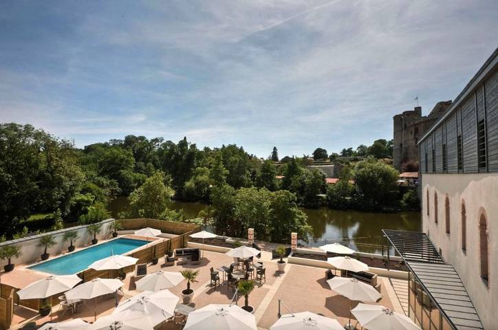 Hotel para 2 personas, con jacuzzi además de piscina y terraza, Se admiten mascotas - 1