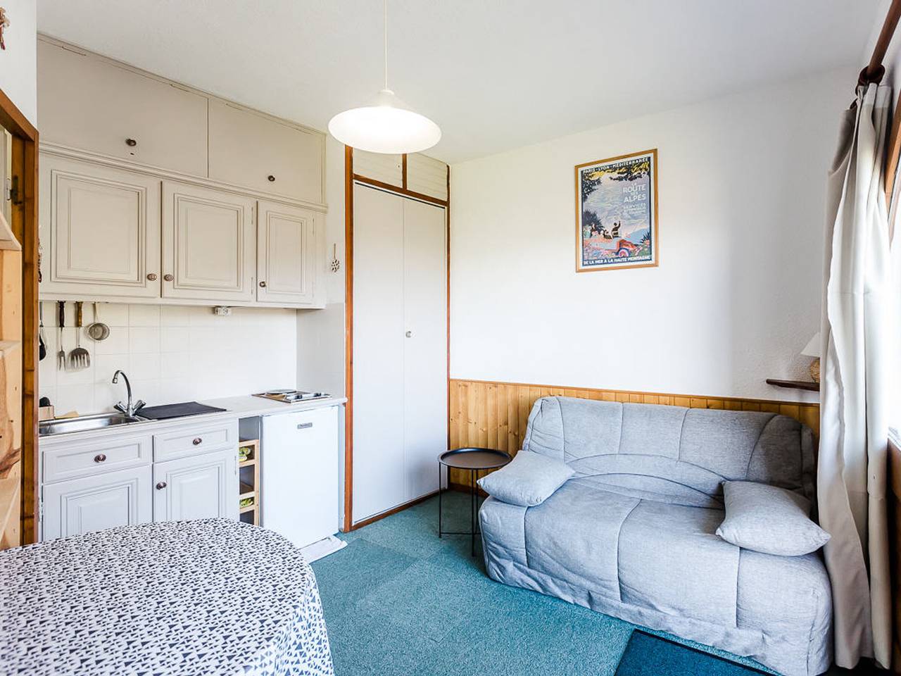 Estudio entero, **Estudio acogedor en Montchavin La Plagne, cerca de pistas y comercios, con terraza y todas las comodidades** in Bellentre, La Plagne-Tarentaise