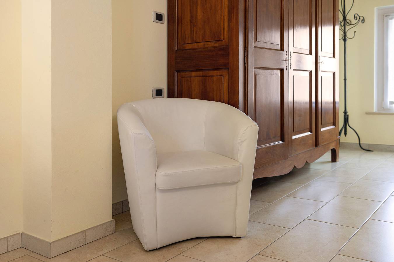 Zimmer 'Amè Deluxe Suite' mit Seeblick, Wi-Fi und Klimaanlage in Peschiera del Garda, Gardasee-Berge