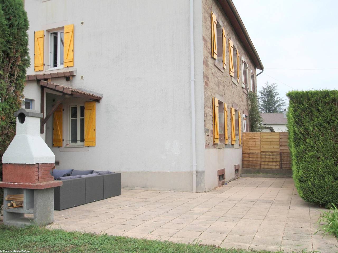 Ganze Wohnung, Renovierte 3-Zimmer-Wohnung in Luxeuil-les-Bains in Luxeuil-les-Bains, Haute-Saône