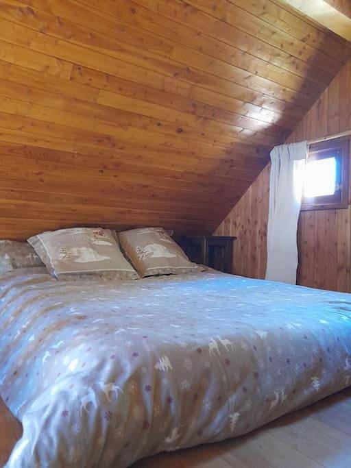 Two-Bedroom House in Blavignac, Région de Mende