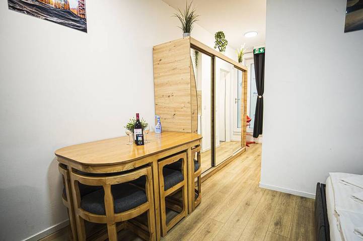 Ganze Wohnung, Ferienwohnung im Hamburger Straße-4 in Barmbek Hamburg, Hamburg