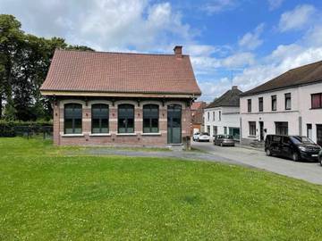 Gîte pour 11 personnes, avec terrasse, animaux acceptés dans Hainaut