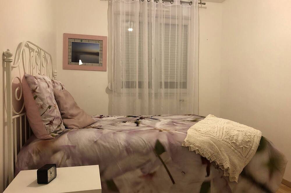 Entire apartment, Beautiful apartment with terrace and garden - T4 in Annemasse, Saint-Julien-en-Genevois region