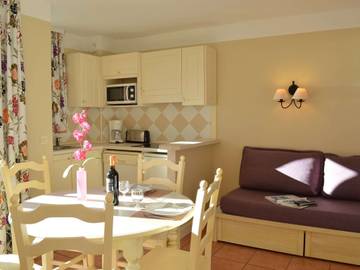 Appartement De Vacances pour 6 Personnes dans Roquebrune-sur-Argens, Région de Draguignan, Photo 2