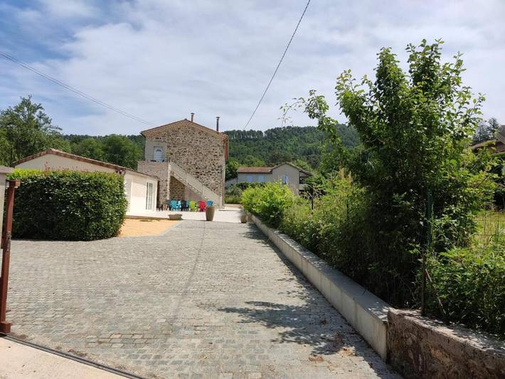 Maison de vacances pour 4 personnes, avec Terrasse ainsi que Jardin et Piscine