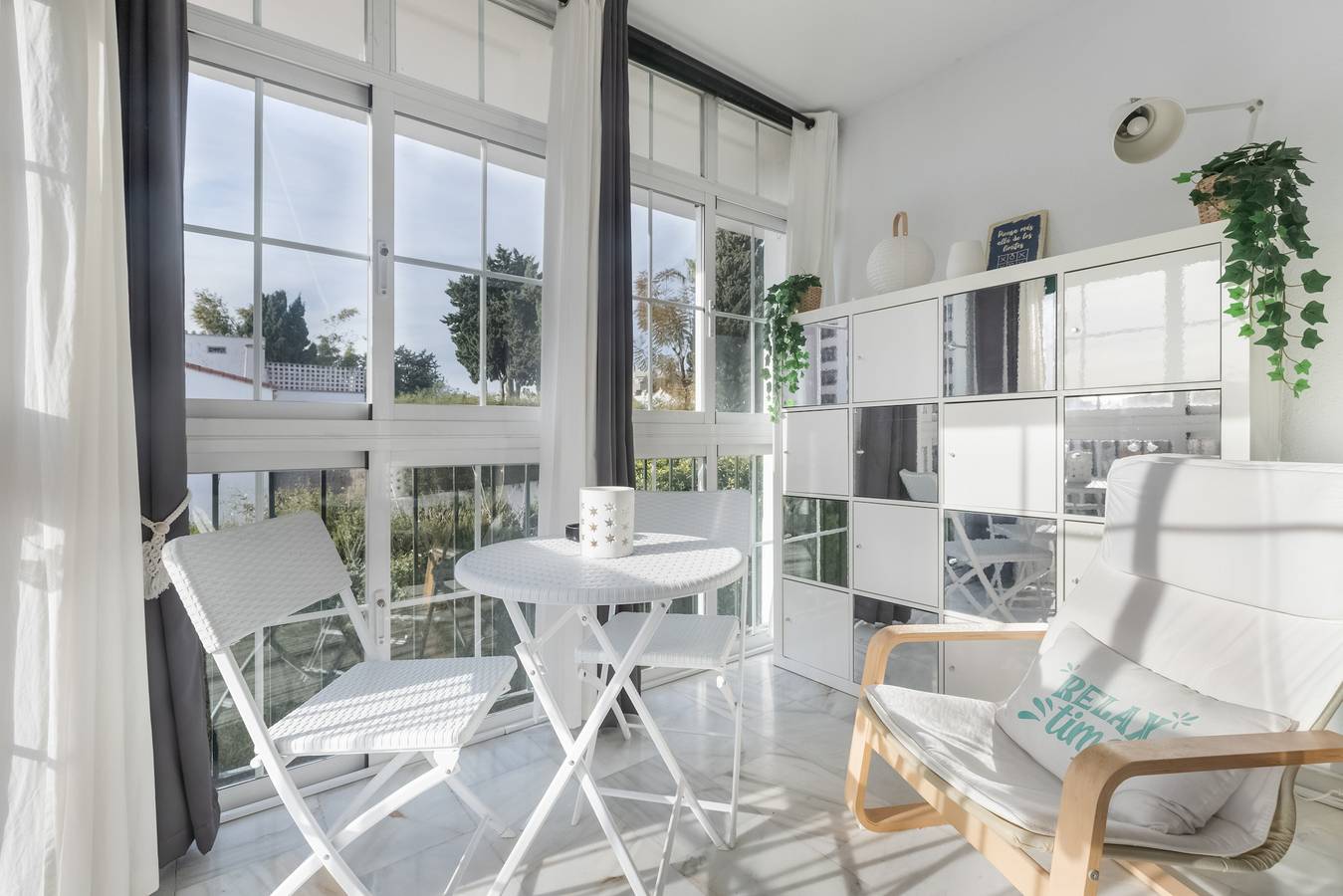 Geheel appartement, Appartement 'La Carihuela' met Gedeeld Zwembad, Wifi en Airconditioning in Montemar Torremolinos, Torremolinos