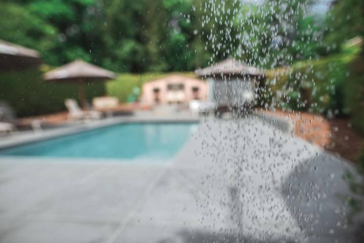 Hôtel pour 2 personnes, avec piscine ainsi que jardin et vue à Florenville - 2