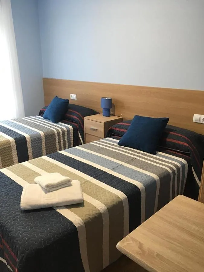 Maison d’hôte pour 2 personnes, avec jardin ainsi que terrasse et vue - 1