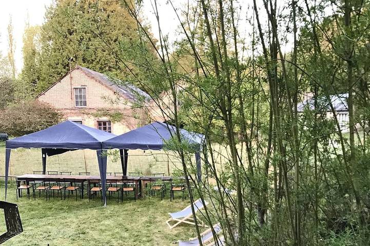 Gîte pour 35 personnes, avec jacuzzi ainsi que terrasse et jardin, animaux acceptés