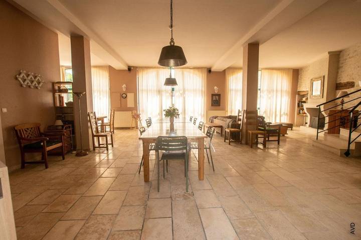 Location de vacances pour 14 personnes, avec jardin et vue à Bussy-le-Grand