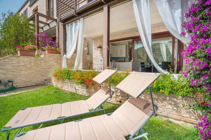 Villa pour 4 personnes, avec jardin et terrasse dans Eden Rock - 2