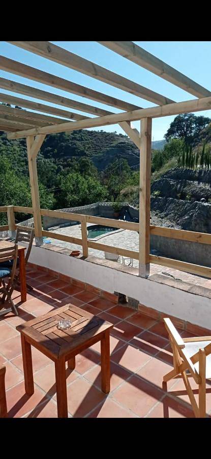 Casa rural para 3 personas, con vistas además de terraza y piscina, Se admiten mascotas en Comares - 3