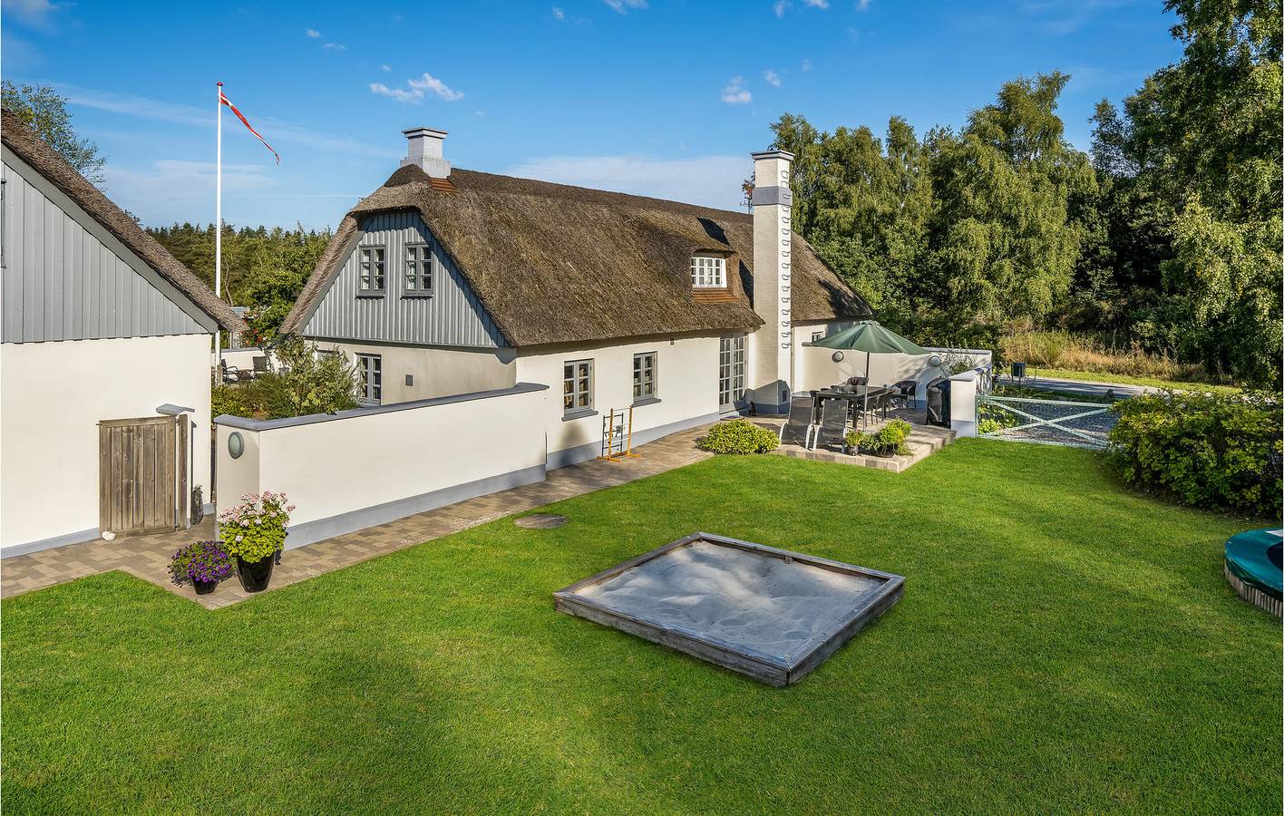 Feriehus for 8 personer med jacuzzi in Glesborg, Djursland