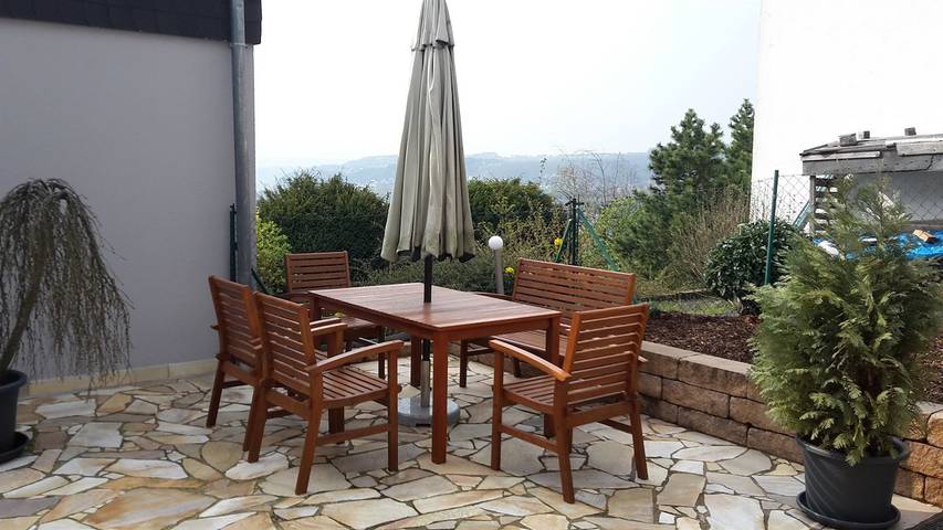 Gîte pour 4 personnes, avec jardin et terrasse à Konz