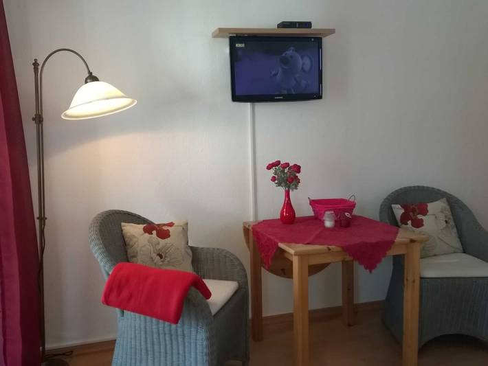 Ferienwohnung für 3 Personen, mit Pool und Sauna sowie Balkon in Binz - 2