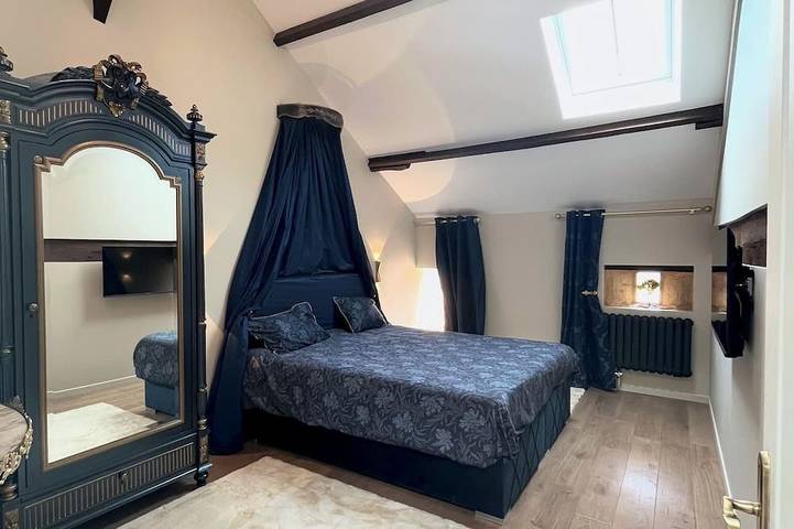 Dordogne, Luxury Cottage, Domme and Sarlat, Hamlet Château Giverzac, With Airco in Domme, Périgord Noir