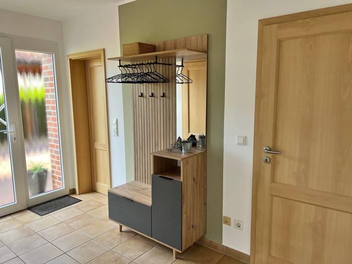 Ferienhaus für 7 Personen, mit Seeblick und Ausblick sowie Balkon und Garten in Walchum - 3