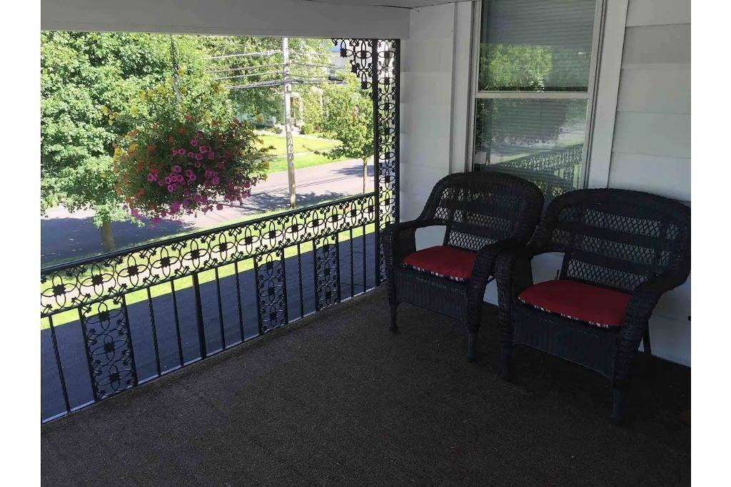 Ganze Wohnung, Cozy, Quaint, entire 1 Bedroom Apt. in Ontariosee