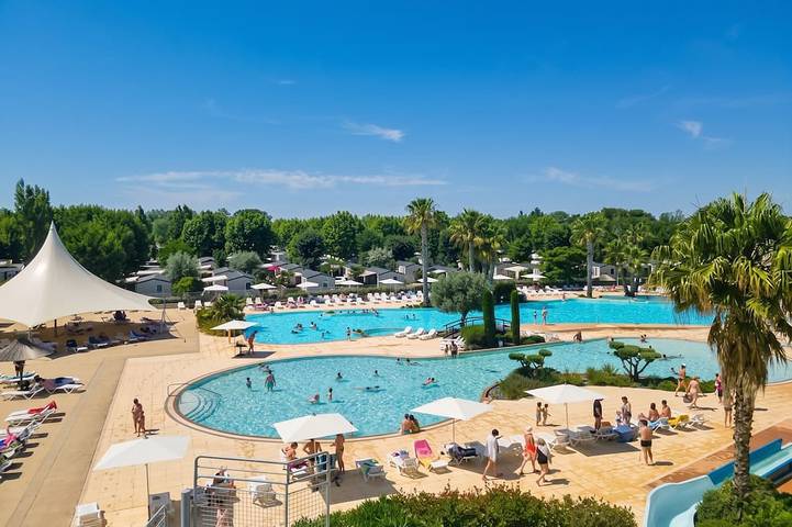 Maison de vacances pour 6 personnes, avec terrasse et piscine - 1