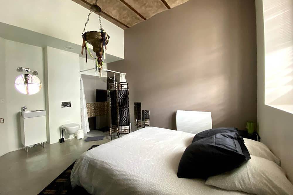 Entire apartment, The distillery - gîte in a winegrower's house with garden in Gertwiller, Sélestat-Erstein region