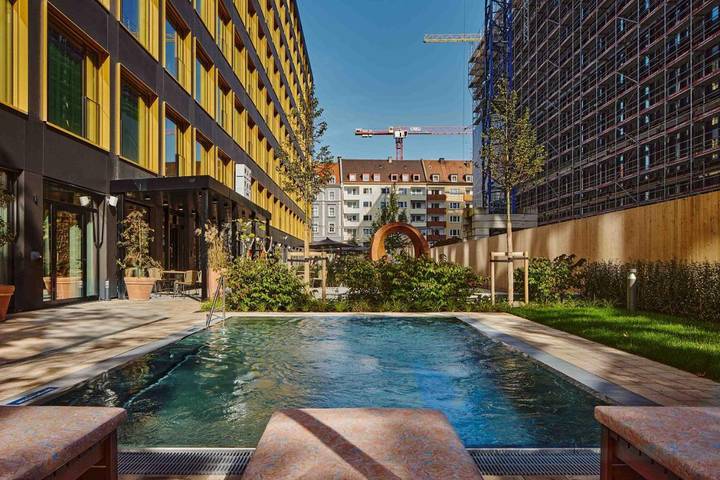 Hotel für 2 Personen, mit Pool und Garten in Sendling München - 2