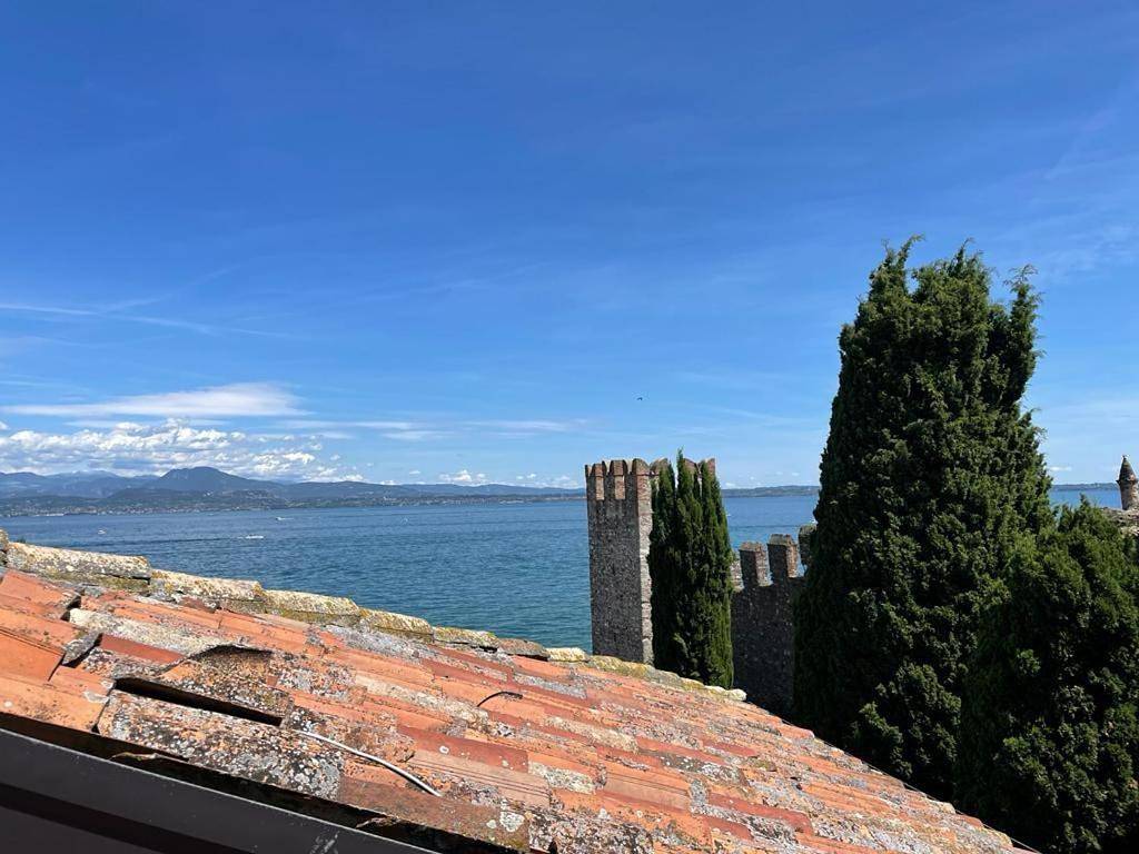 Prestige Sirmione Via Antiche Mura in Sirmione, Gardasee-Berge