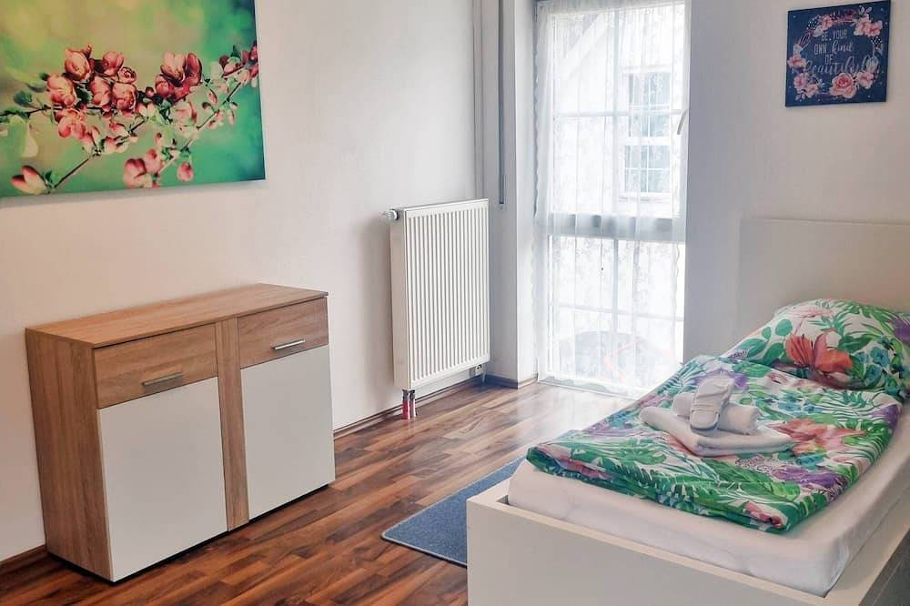 Haus Bodensee Direkt an der Stadtgrenze München in Germering, Oberbayern