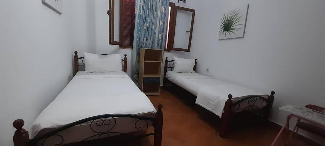 Gîte pour 11 personnes, avec balcon et piscine ainsi que jardin et vue dans Restinga Smir - 3