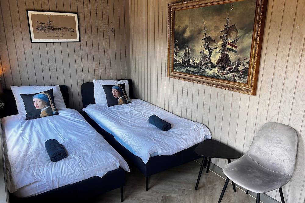 Authentiek Zaans Huis op 15 Minuten van Amsterdam in Koog aan de Zaan, Dutch Coast