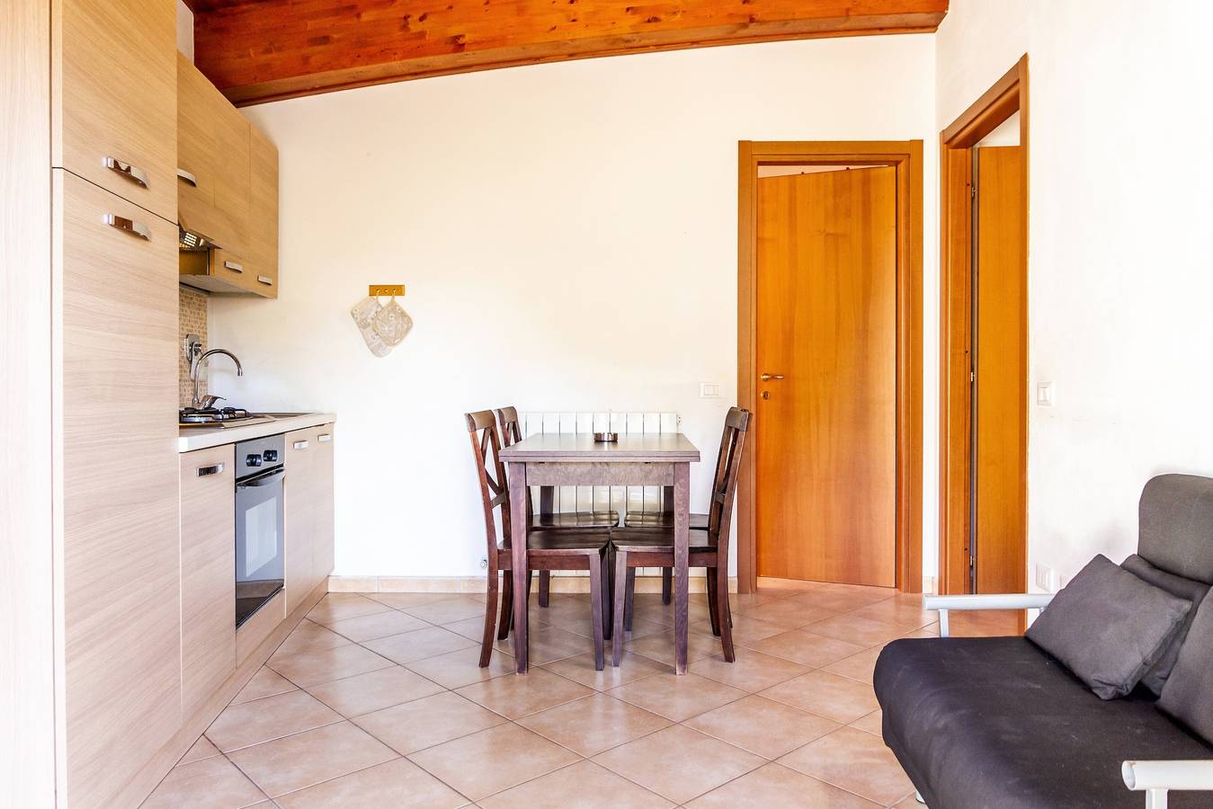 Ganze Wohnung, Ferienwohnung 'Aria' in Strandnähe mit Gemeinschaftsterrasse und Balkon in Follonica, Etruskische Küste