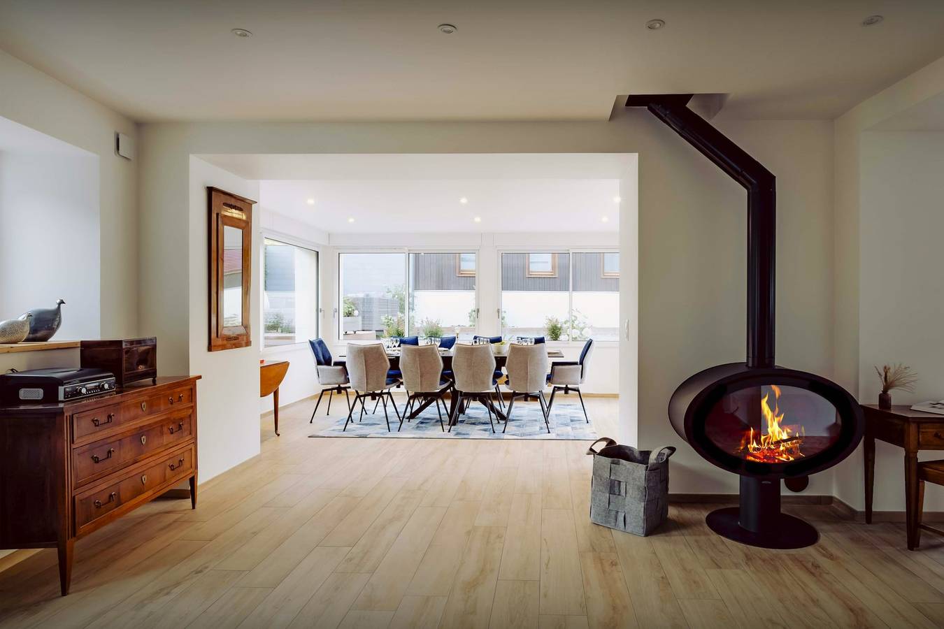 Villa for 12 with furnished terraces near lake - Ovo Network in Menthon-Saint-Bernard, Región de Annecy