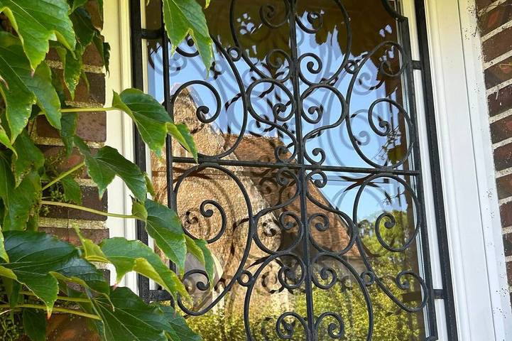 Gîte pour 10 personnes, avec jardin, animaux acceptés à Montireau