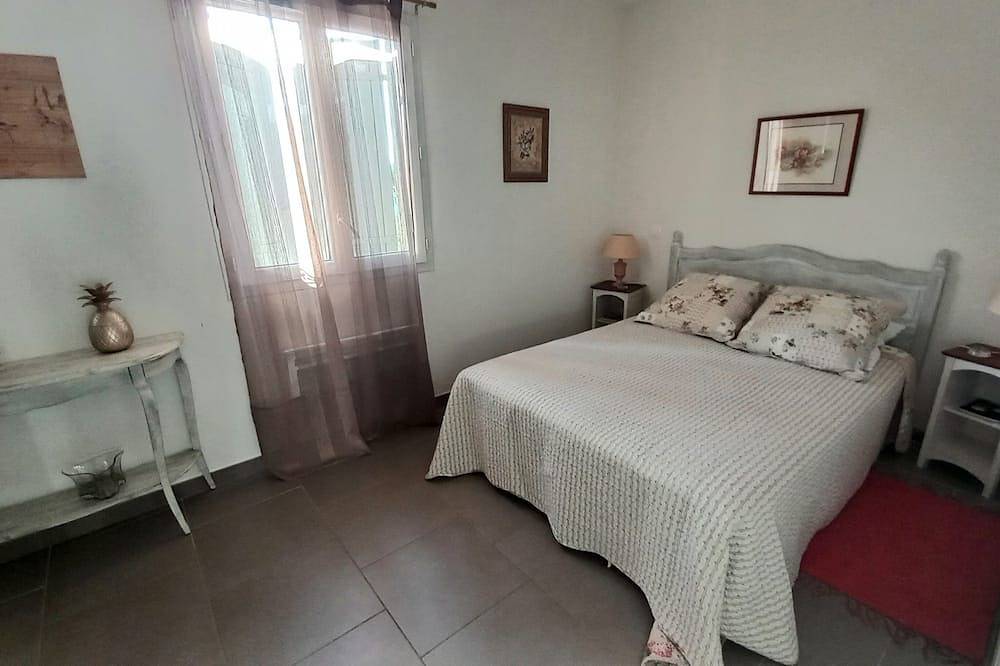 Maison avec terrasse & jardin in Pierrevert, Parc naturel régional du Luberon