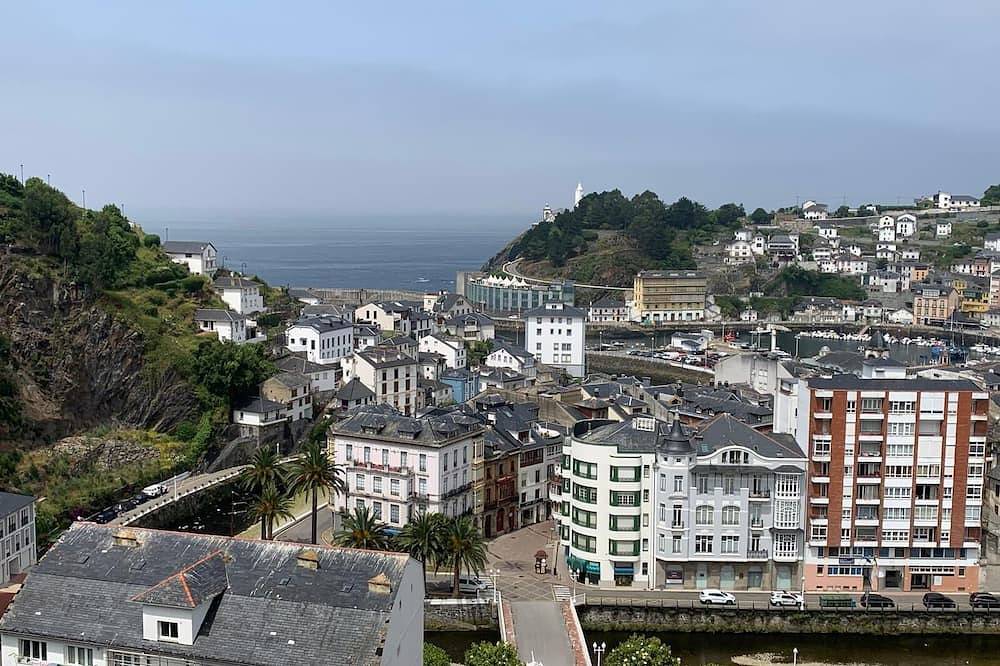 Apartamento entero, Casa La Peña (preciosas vistas de Luarca) in Luarca, Valdés 