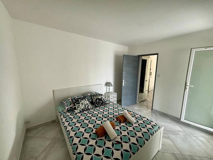 Gîte pour 4 personnes, avec terrasse et vue dans Iles Du Frioul - 3