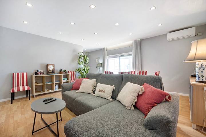 Casa de férias 'Casa Vista Rio' com vista para o mar, Wi-Fi e ar condicionado in Ferragudo, Distrito de Faro