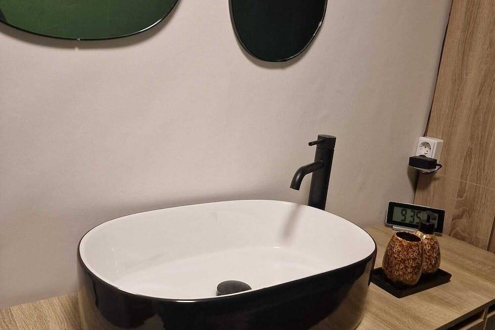Appartamento intero, Tiny wellness room  in Nieuwegein near Utrecht in Nieuwegein, Bestuur Regio Utrecht