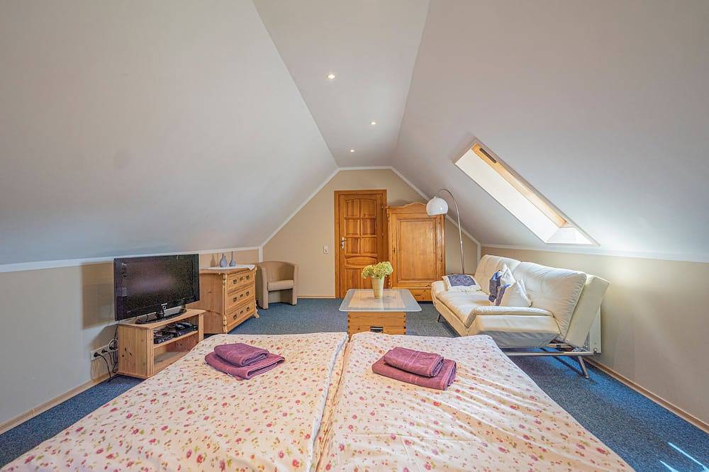 Ganze Wohnung, Komfortable Ferienwohnung mit Panoramablick auf das Riesengebirge in Jeżów Sudecki, Sudeten (Polen)