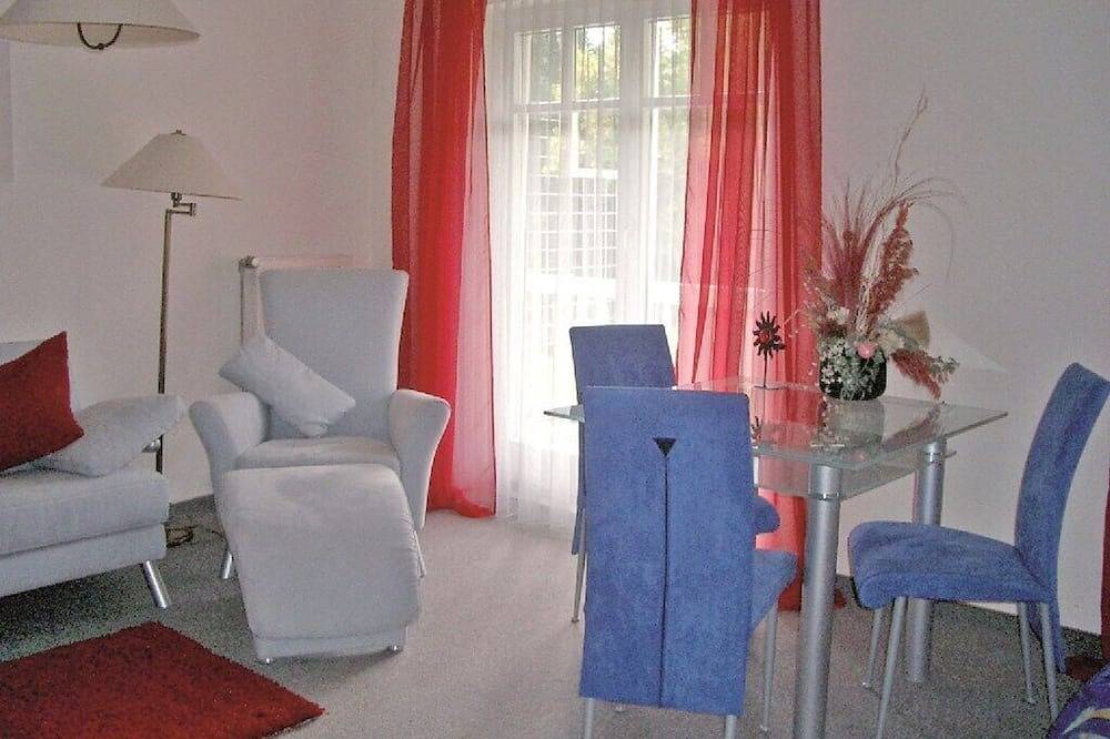 Ganze Wohnung, Direkt am Golfplatz gelegene Ferienwohnung in Neualbenreuth, Ostbayern
