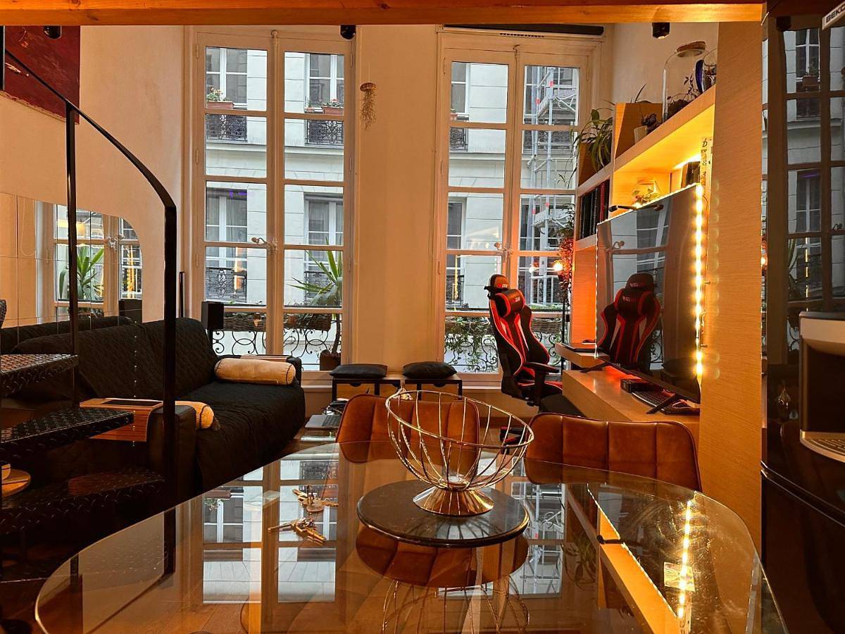 Appartement entier, Magnifique studio au coeur du Marais in Paris 4e Arrondissement, Paris