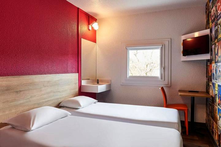 Hôtel pour 2 personnes, avec jardin à Collégien (Seine-et-Marne) - 4