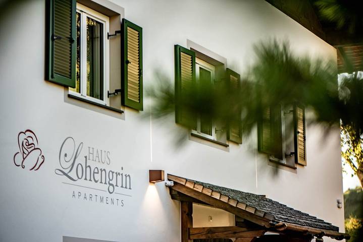 Ganze Wohnung, Apartment "Haus Lohengrin - Ferienwohnung 5" mit Bergblick, Wlan, Balkon und Garten in Seis am Schlern, Kastelruth