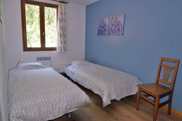 Location de vacances pour 8 personnes, avec jardin à Chantemerle-lès-Grignan - 4