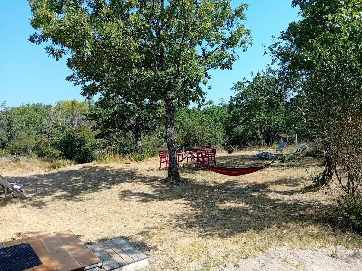 Mobil-Hom Tout Confort Au Coeur Du Pnr Ste Baume in Mazaugues, Région de Brignoles