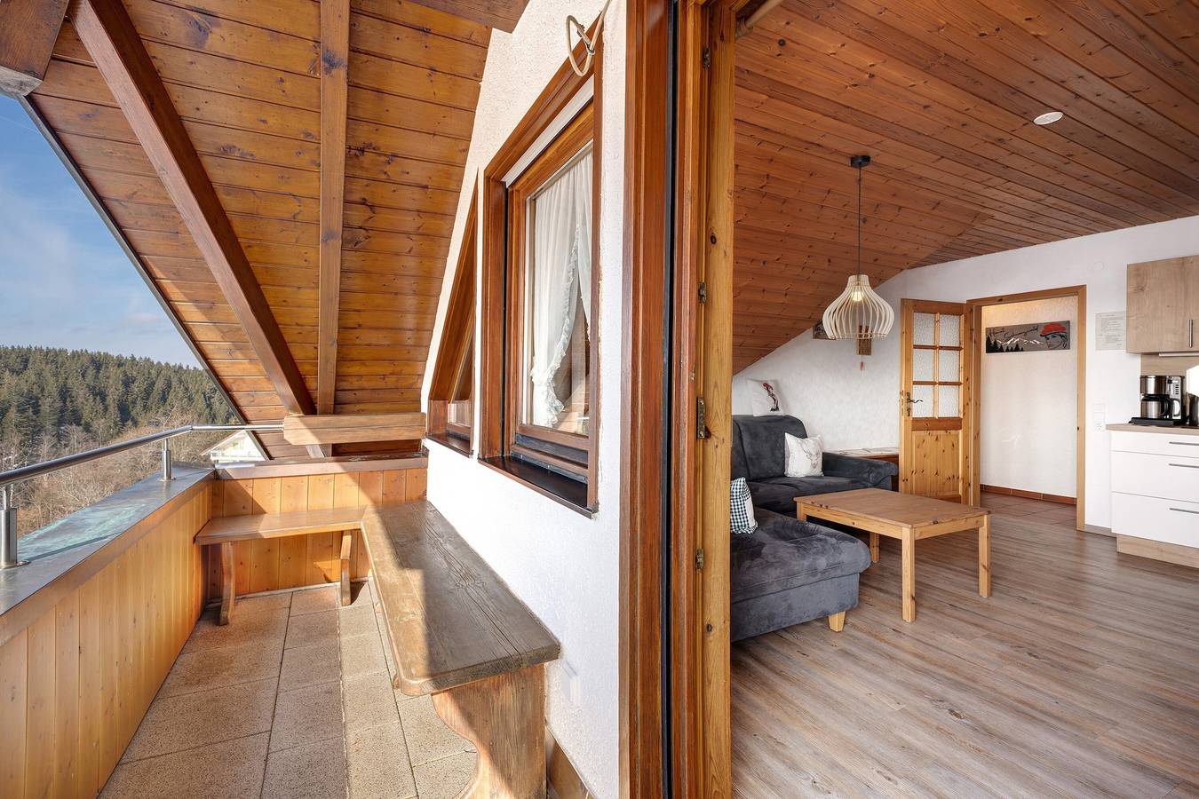 Ganze Wohnung, Ferienwohnung 'Feldbergblick' mit Bergblick, Gemeinschaftsgarten und Wi-Fi in Furtwangen, Südschwarzwald